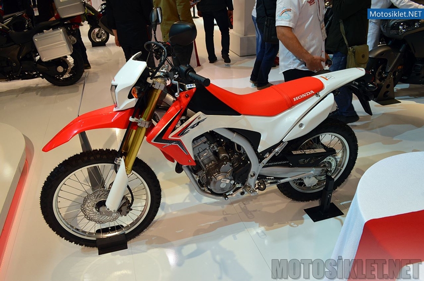 Honda-Standi-2015-MotosikletFuari-Image006
