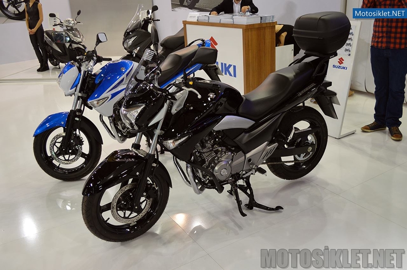 Suzuki-Standi-2015-MotosikletFuari-Image-003