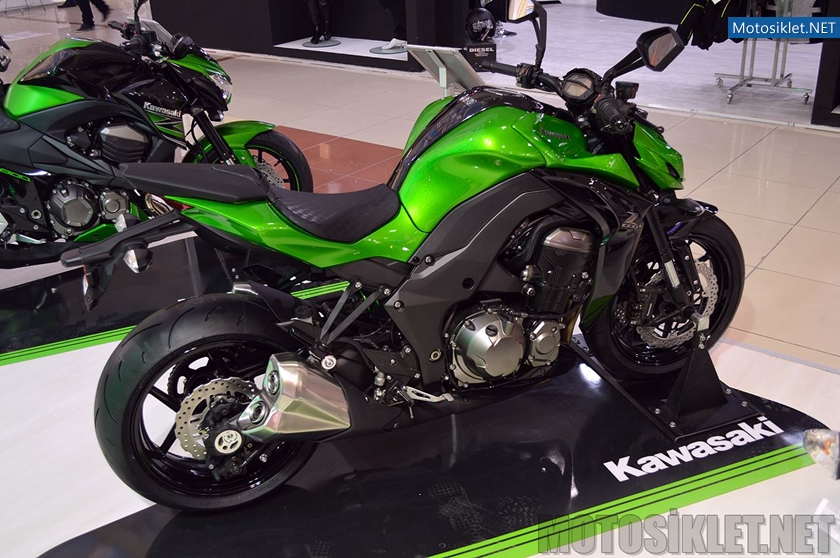 KawasakiStandi-2015-MotosikletFuari-Image-003