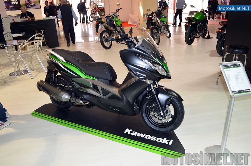 KawasakiStandi-2015-MotosikletFuari-Image-008