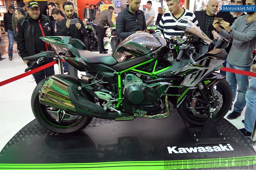 KawasakiStandi-2015-MotosikletFuari-Image-011