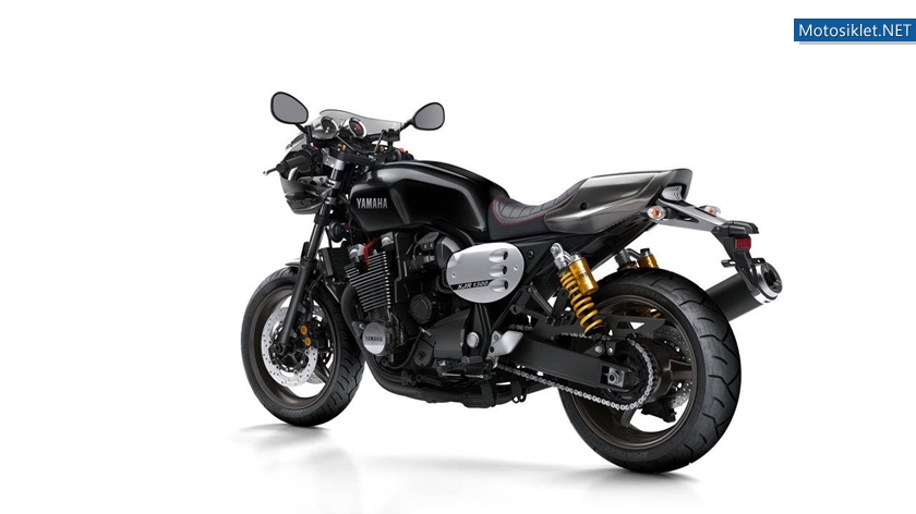 Yamaha-XJR-1300-2015-007