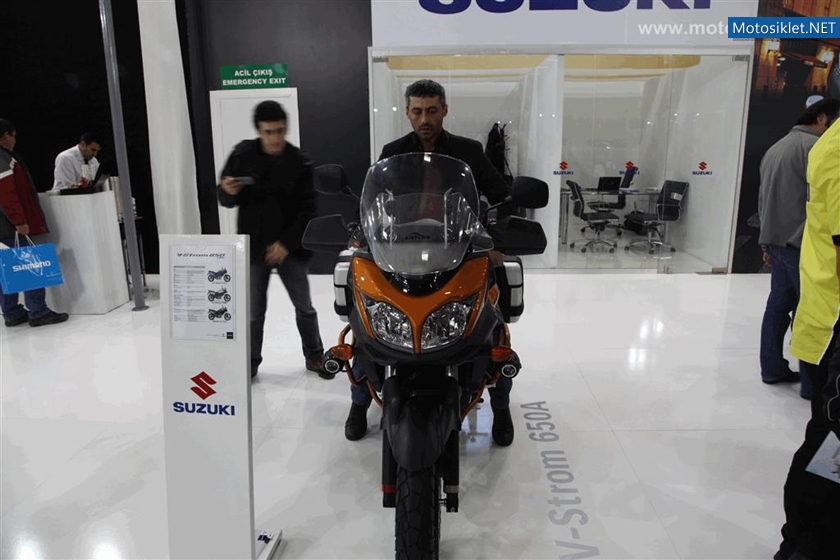 SuzukiStandi-MotobikeExpo-008