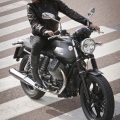 Moto-Guzzi-V7-Stone-2012-028