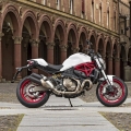 Ducati-Monster-821-002