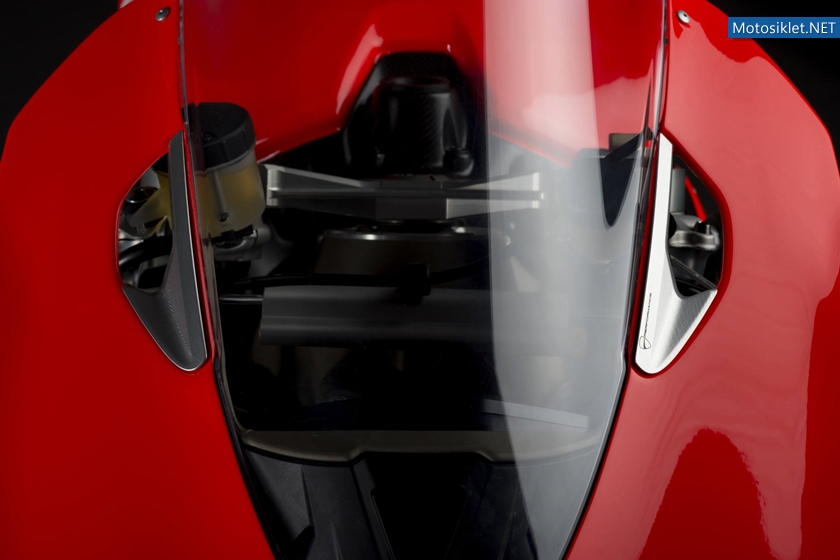 Ducati-1199-Superleggera-2014-058
