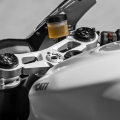 2014-Ducati-899-Panigale-002
