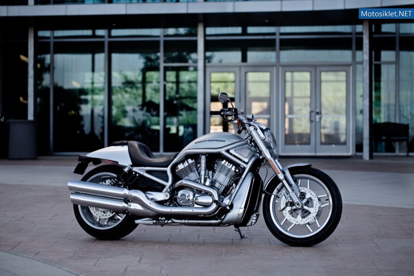 Harley-Davidson-V-RodDyna-Switchback-2012-007