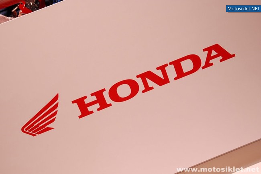 Honda-Standi-Eicma-2010-011