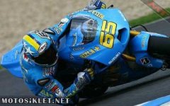 400x225-motogp-capirossi_50.jpg