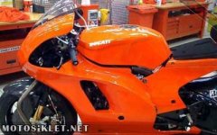 20092312ducagm.jpg
