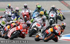 MotoGP-first-lap.jpg