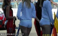 paddock_girls_assen_superbi.jpg