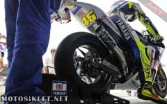 rossi_box_2010.jpg