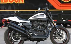 2011harleydavidsonxr120.jpg