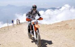motosikletle-gokyuzune-yolculuk--2010-09-02_m.jpg