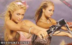 Paris_Hilton_indian_motorcy.jpg