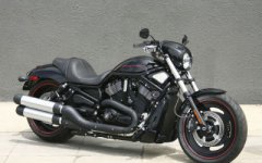 Harley-Davidson_VRSCDX_V-Rod_2008_06_1024x768.jpg
