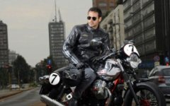 Moto-Guzzi-V7-Racer_5-587x385.jpg