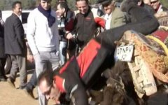 LiveImages_Foto Haber_257_Motosiklet akrobatı eşekten böyle düştü_3.jpg