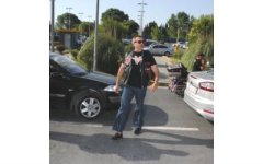 eski-bakan-tuzmenin-motosiklet-keyfi-24072011200146072618868.jpg