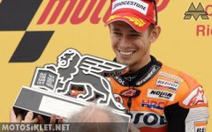 stoner2011champion.jpg
