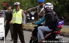 kadina-motor-yasak.jpg