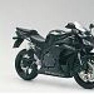 CBR FİREBLADE