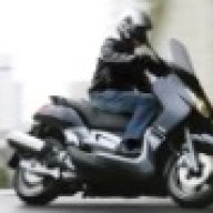 x-max250i