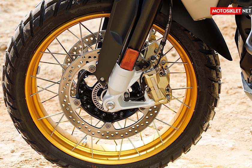 bmw-R1250GS-2019-01
