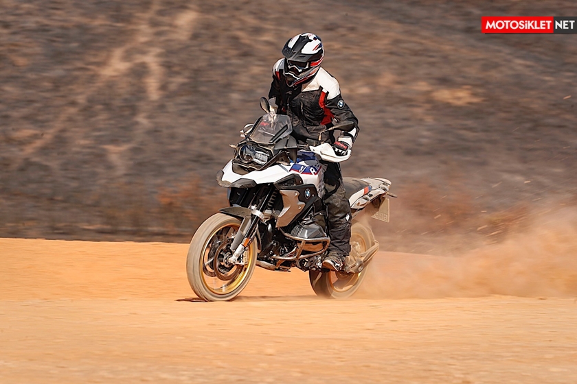 bmw-R1250GS-2019-102