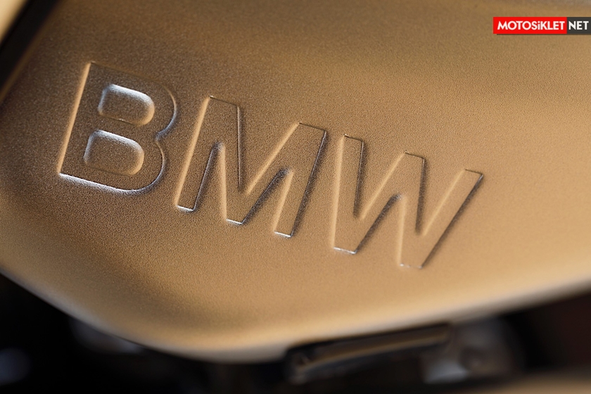 bmw-R1250GS-2019-11