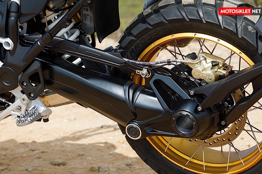 bmw-R1250GS-2019-137