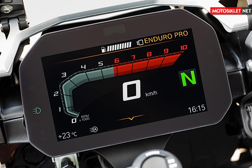 bmw-R1250GS-2019-144