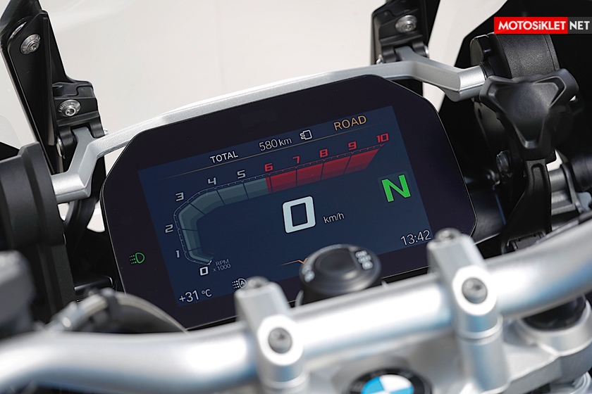 bmw-R1250GS-2019-62