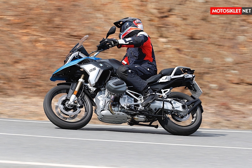 bmw-R1250GS-2019-66