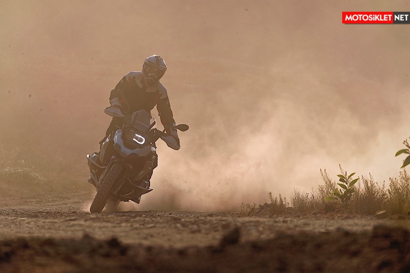 bmw-R1250GS-2019-79