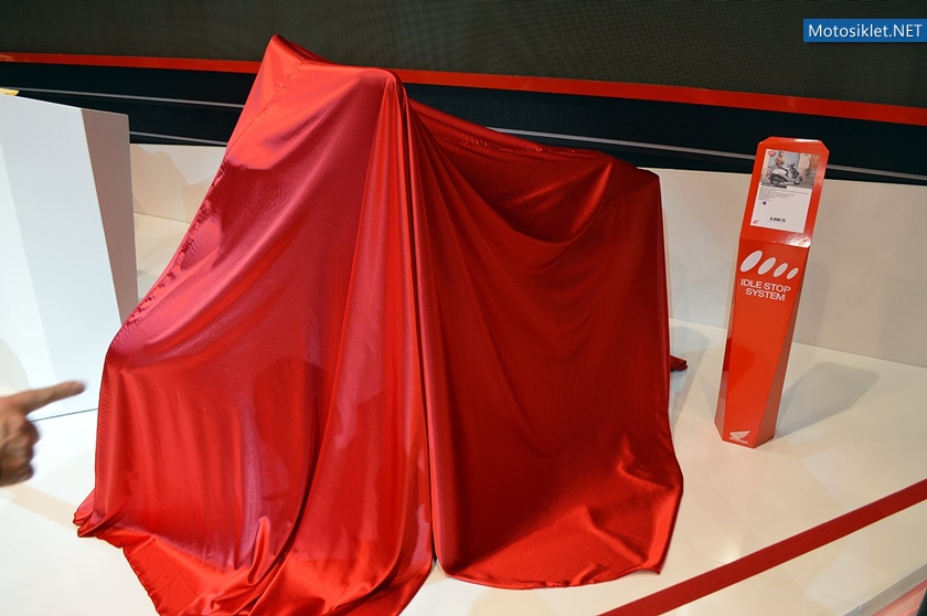 Honda-Standi-2015-MotosikletFuari-Image011