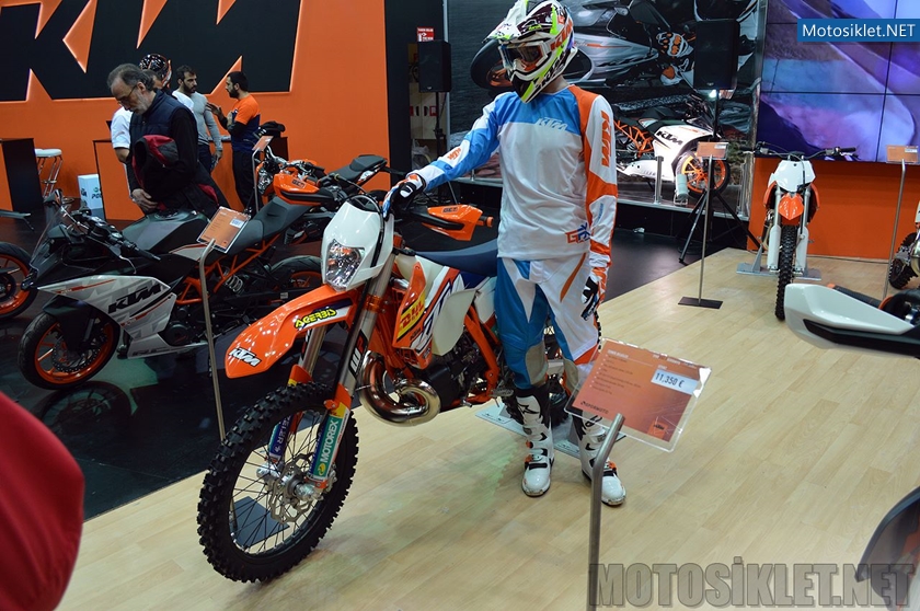 KTM-Standi-2015-Motosiklet-Image-007