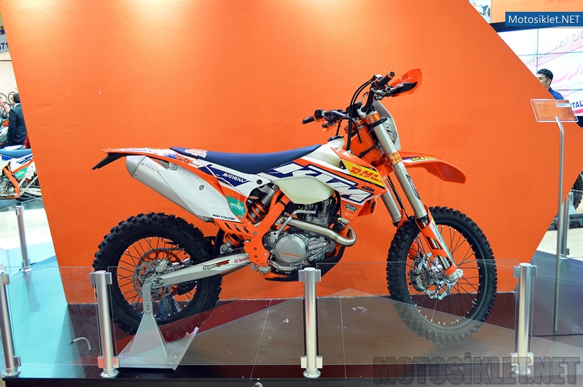 KTM-Standi-2015-Motosiklet-Image-009