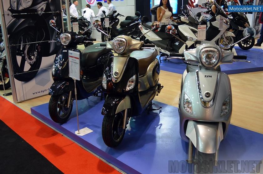 SYM-Standi-2015-003