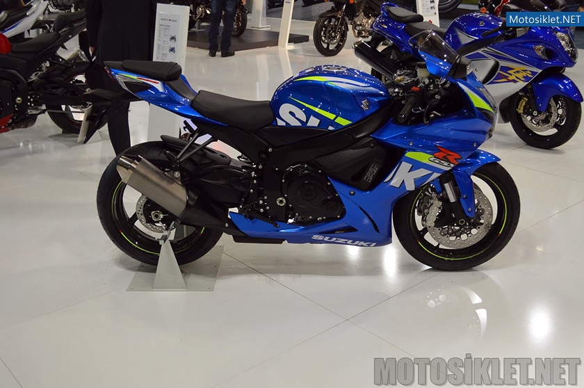 Suzuki-Standi-2015-MotosikletFuari-Image-016