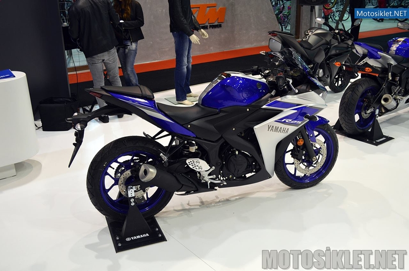 Yamaha-Standi-2015-Motosiklet-Fuari-032