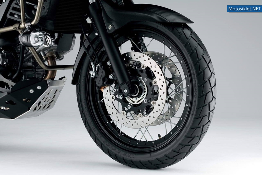 Suzuki-V-Strom-650XT-Image-003