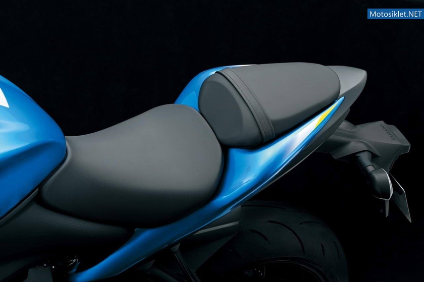Suzuki-GSX-S1000-2015-Image-001