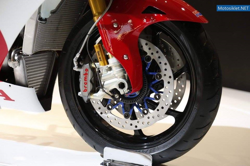 Honda-RC213V-S-2015-Image-001