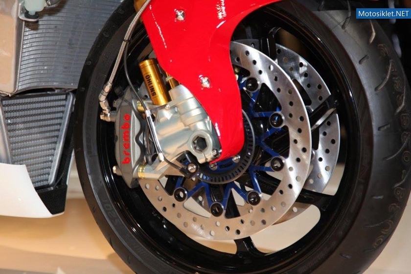 Honda-RC213V-S-2015-Image-004