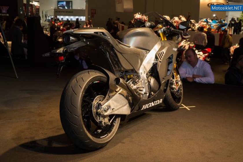 Honda-RC213V-S-2015-Image-006