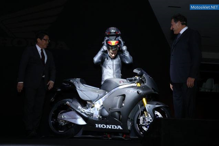 Honda-RC213V-S-2015-Image-007