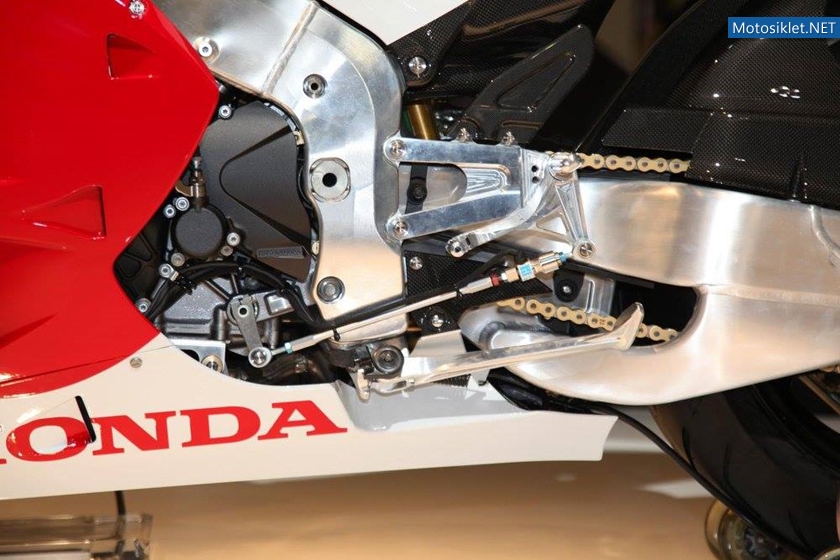 Honda-RC213V-S-2015-Image-017